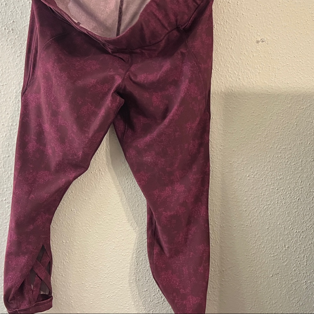 Burgundy workout leggings